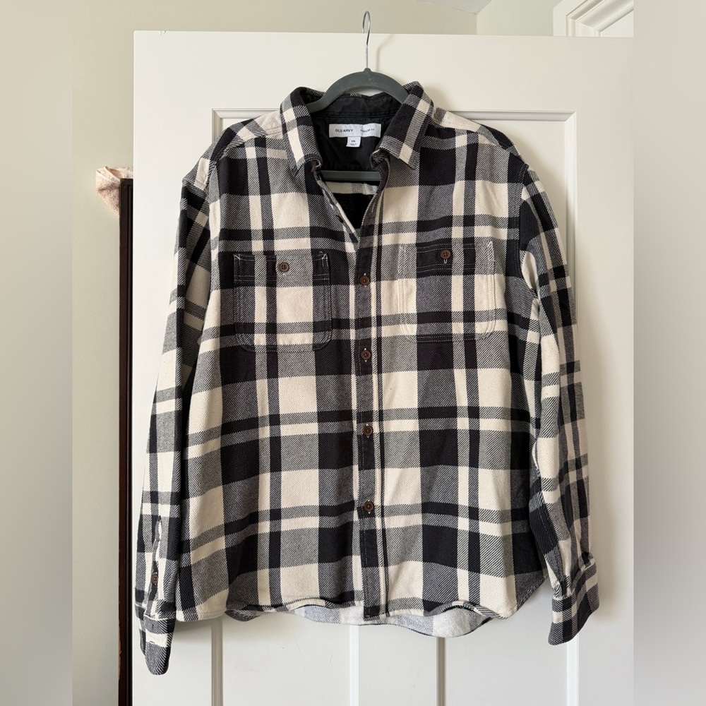 Old Navy Black and White Plaid Shirt